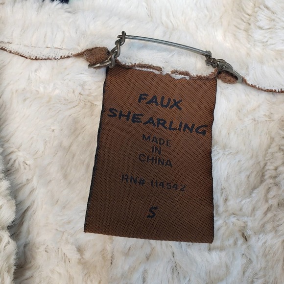 Jou Jou Faux Shearling Vest - Picture 5 of 5